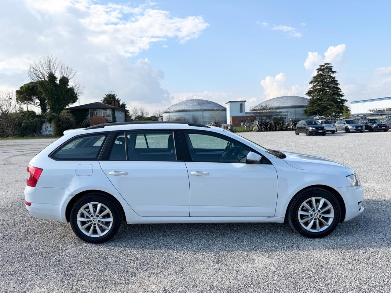Skoda Octavia 1.6 TDI CR 105 CV Wagon Executive
