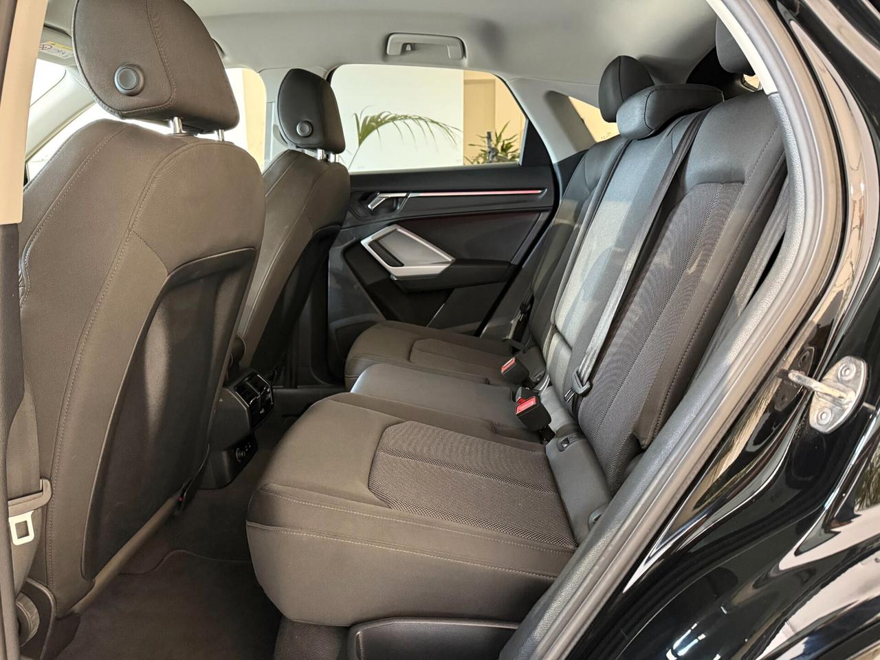 Audi Q3 SPB 45 TFSI e S tronic line edition