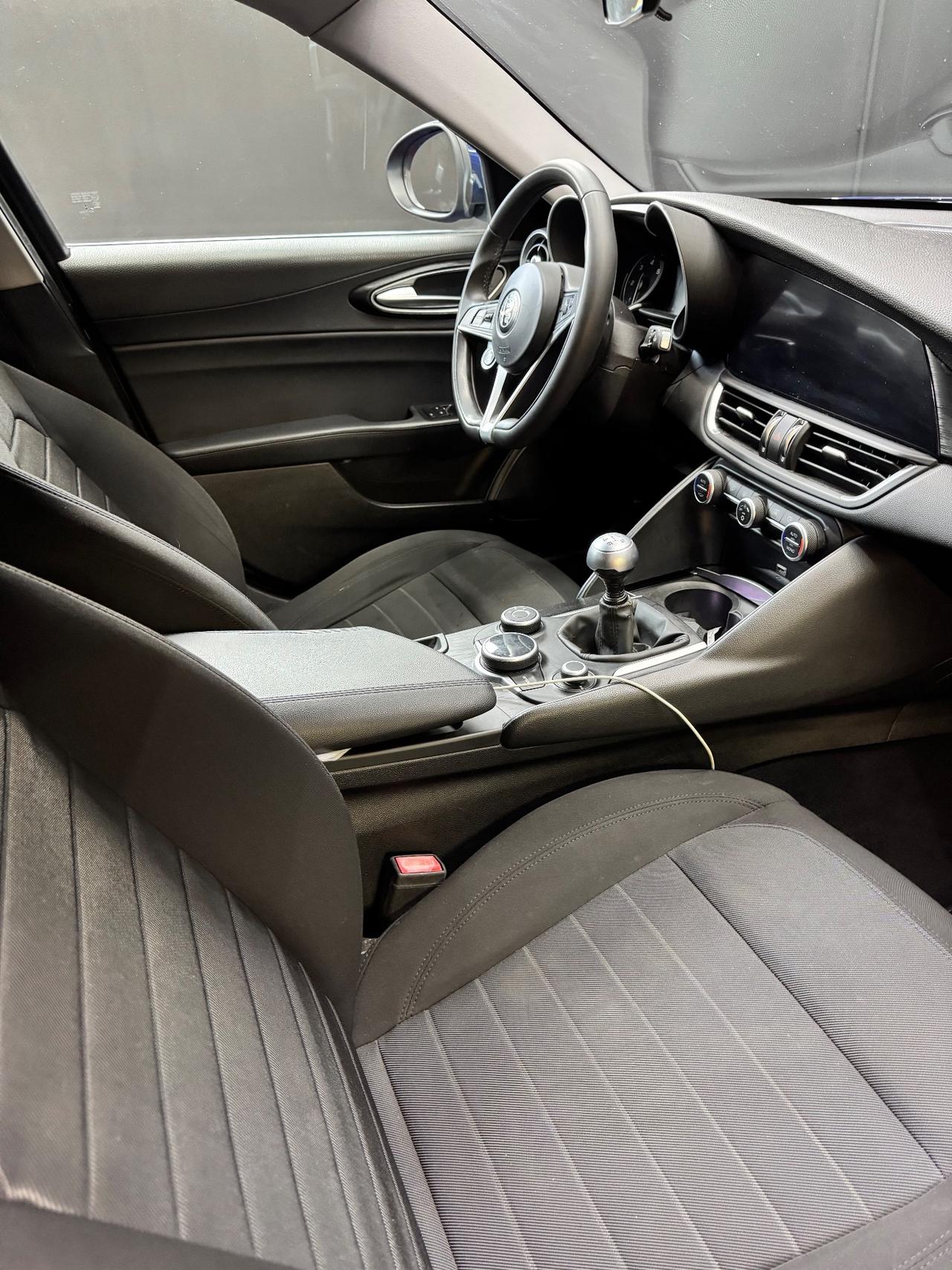 Alfa Romeo Giulia 2.2 super 150 cv