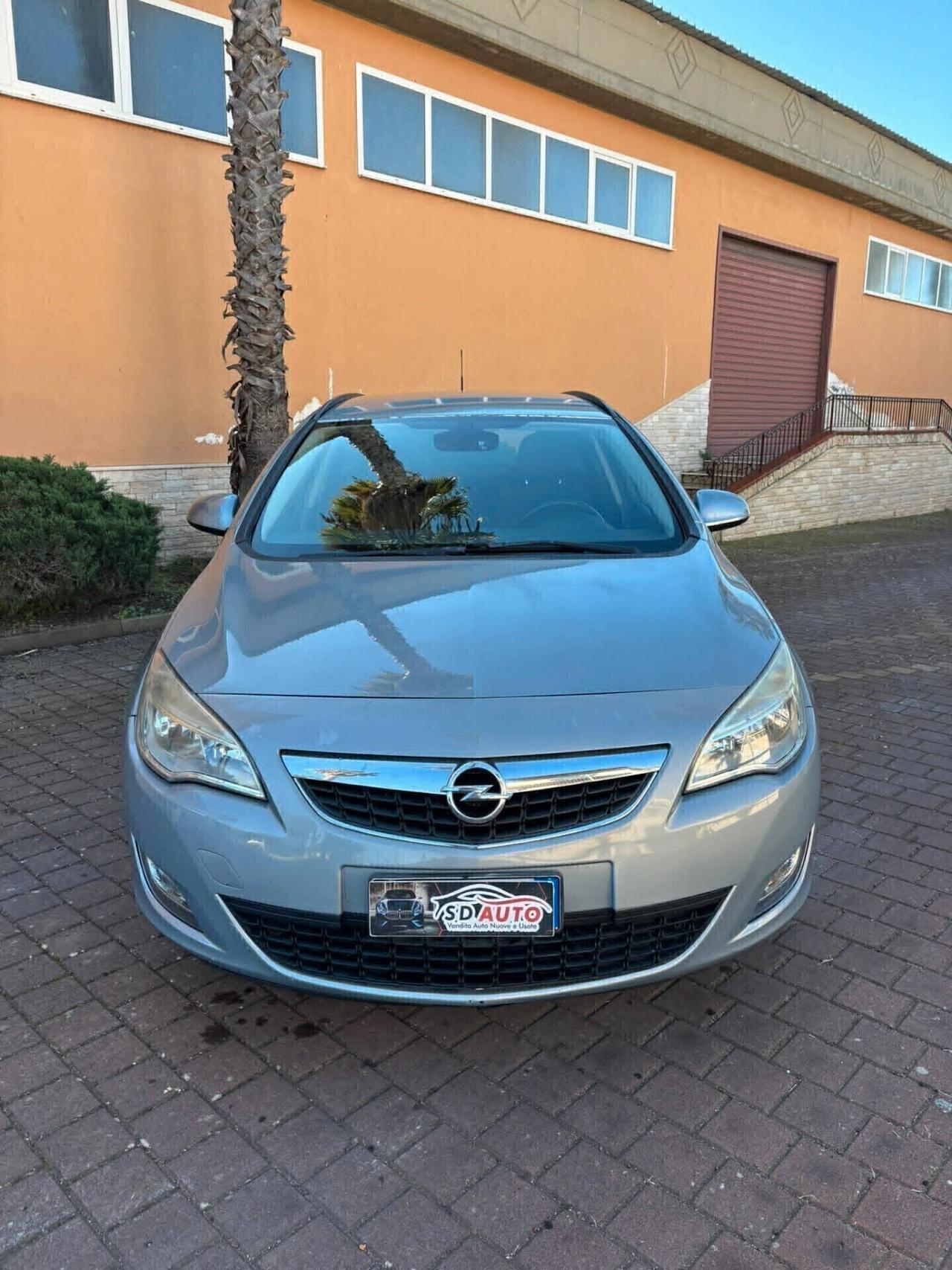 Opel Astra 1.7 CDTI 110CV 5 porte Cosmo/\ì'11