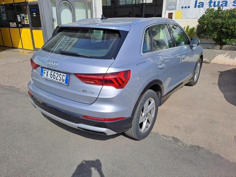 Audi Q3 35 TDI S tronic Business Advanced