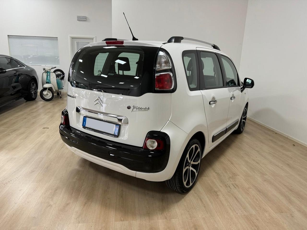 Citroen C3 Picasso C3 Picasso 1.6 HDi 90 *** NEOPATENTATI***