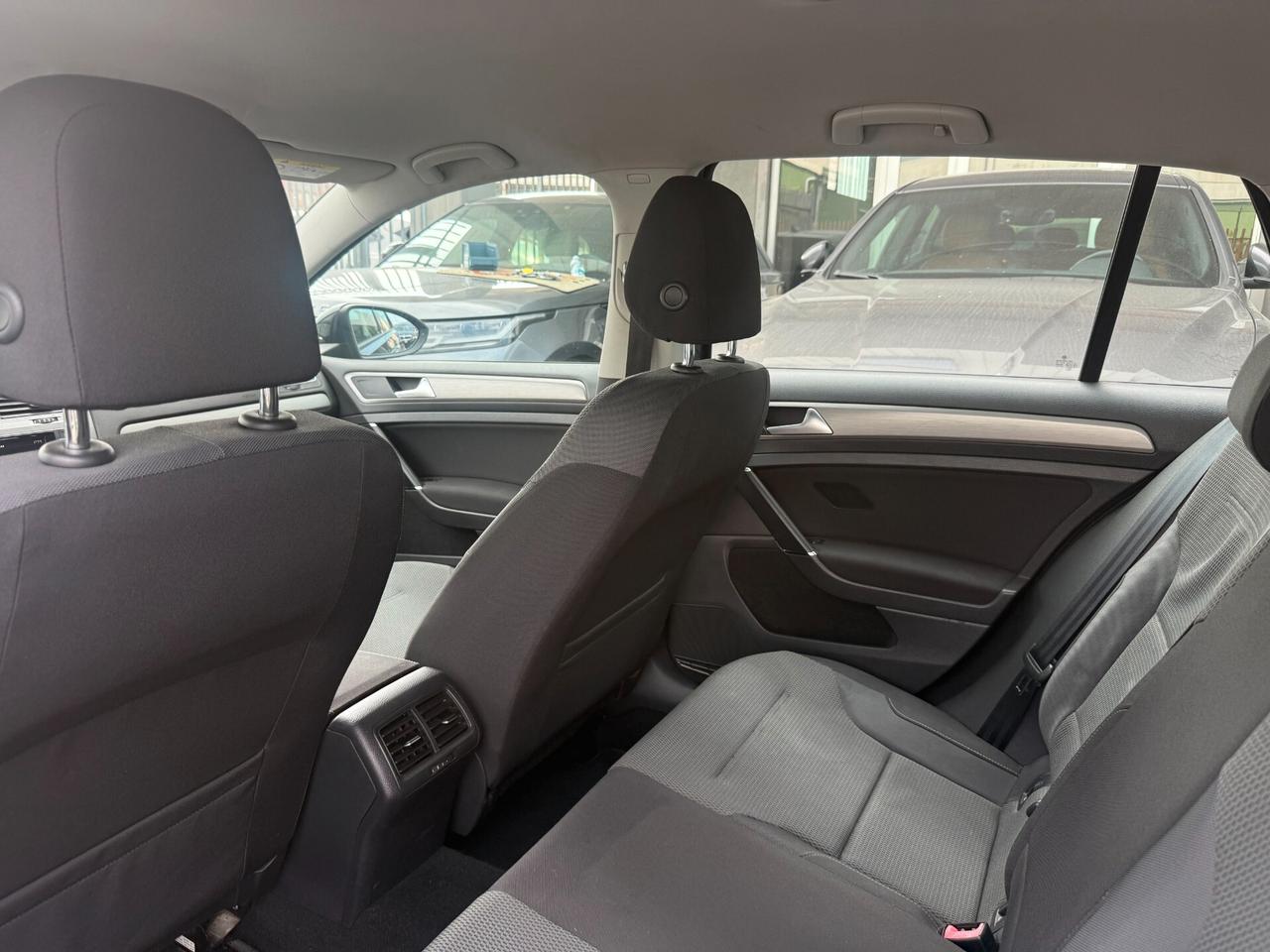 Volkswagen Golf 5p 1.6 tdi (btdi) EURO 6 110cv