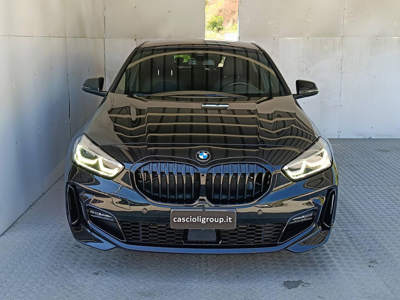 BMW Serie 1 F40 - 118d Msport auto