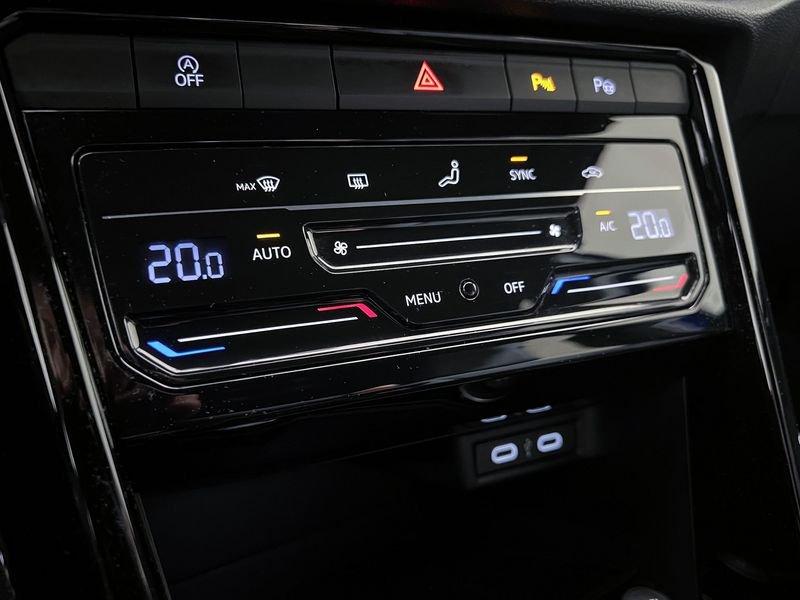 Volkswagen T-Roc T-Roc 1.0 tsi R-Line 110cv
