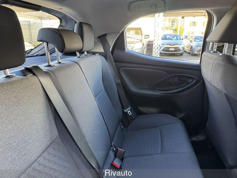 Toyota Yaris Hybrid Trend MY22