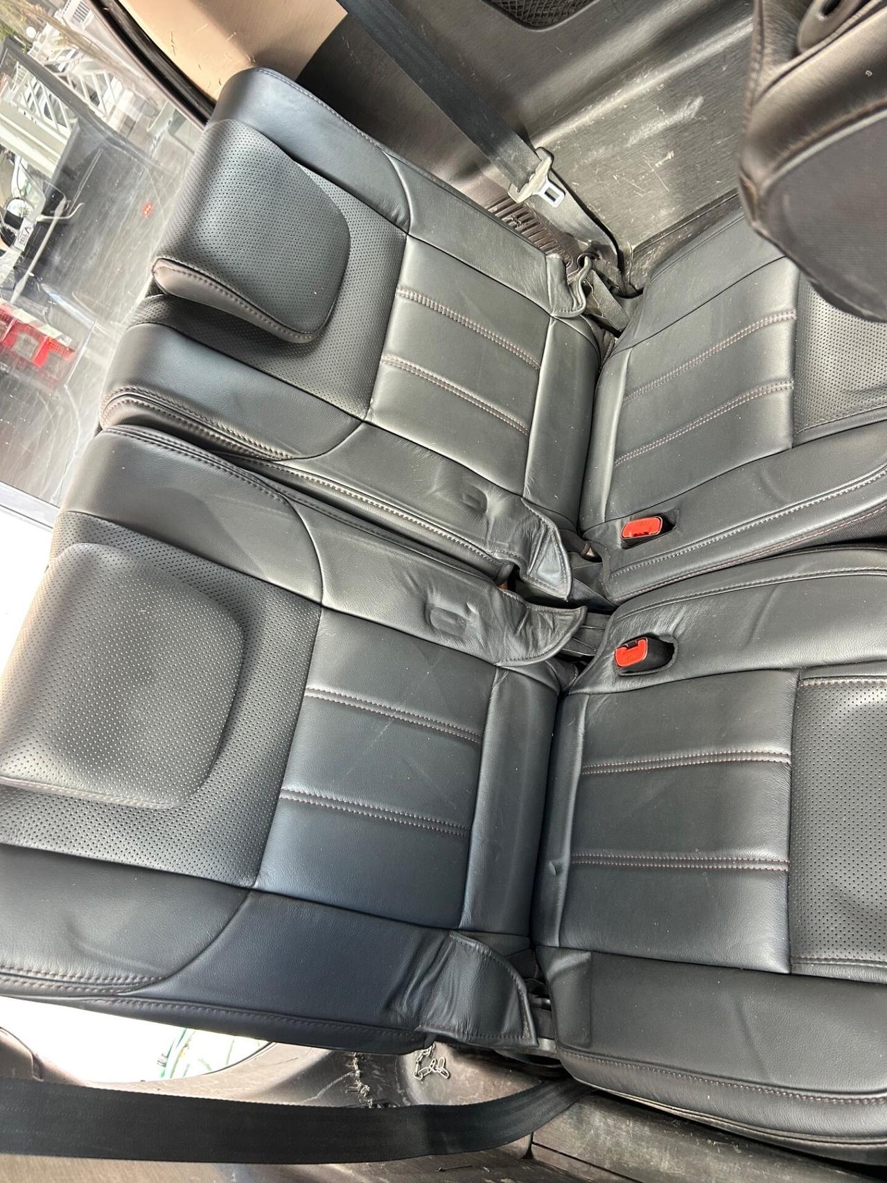 Mahindra XUV500 2.2 16V AWD W6 N1