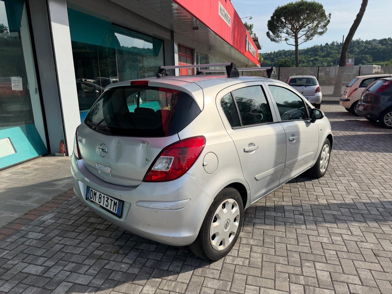 Opel Corsa 1.4 BENZINA CAMBIO AUTOMATICO