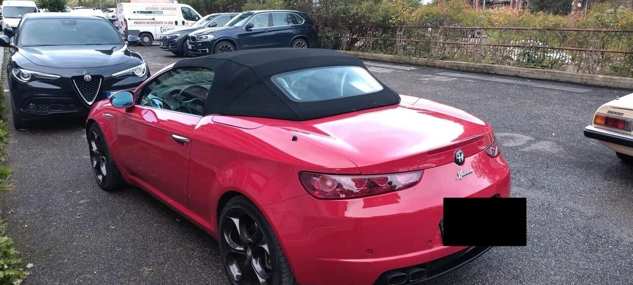 Alfa Romeo Spider 3200 V6