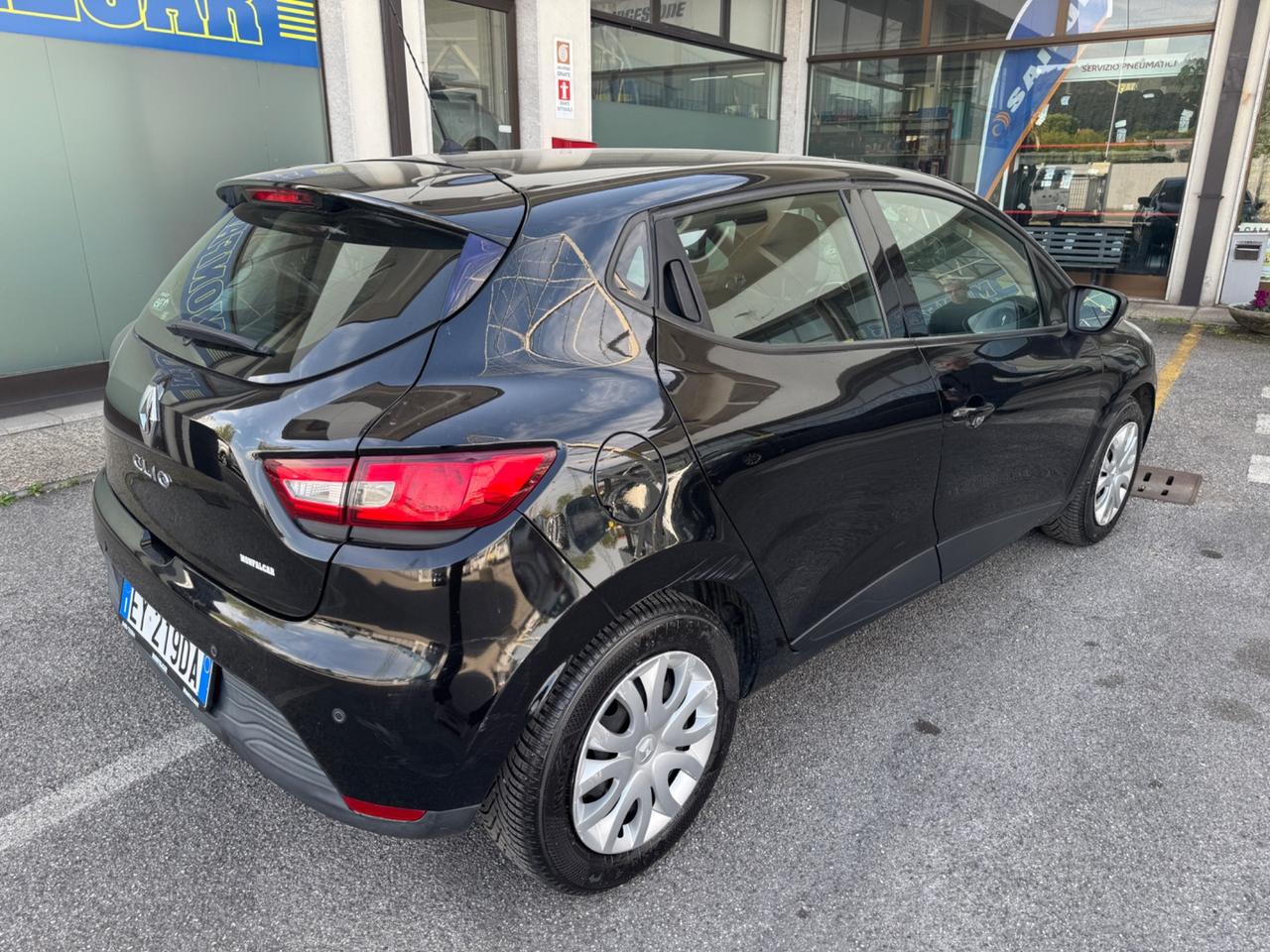 Renault Clio 1.2 75CV