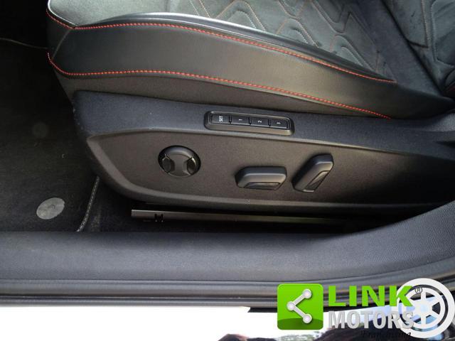 SEAT Leon 1.4 e-HYBRID 204 CV DSG FR PLUG IN *UNIPRO*