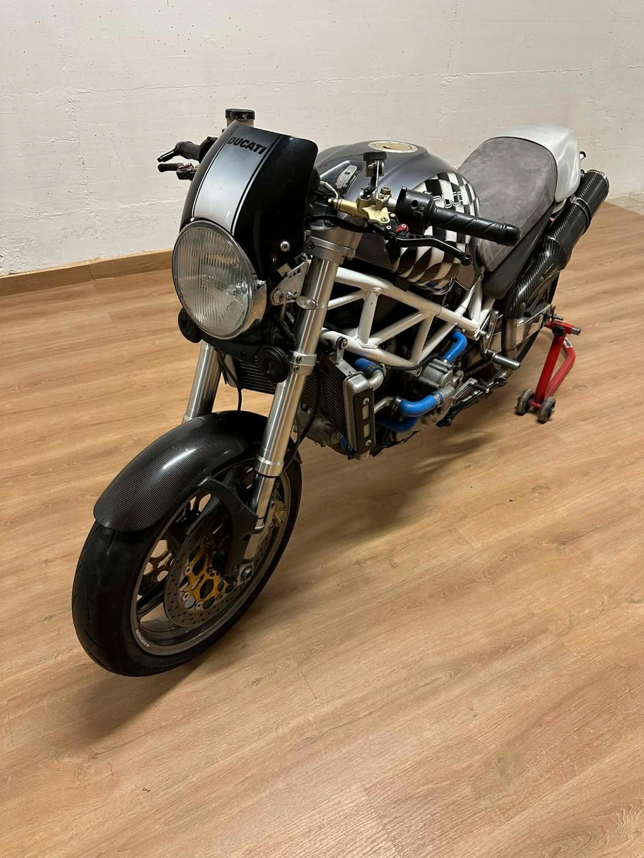 Ducati Monster S4 senna