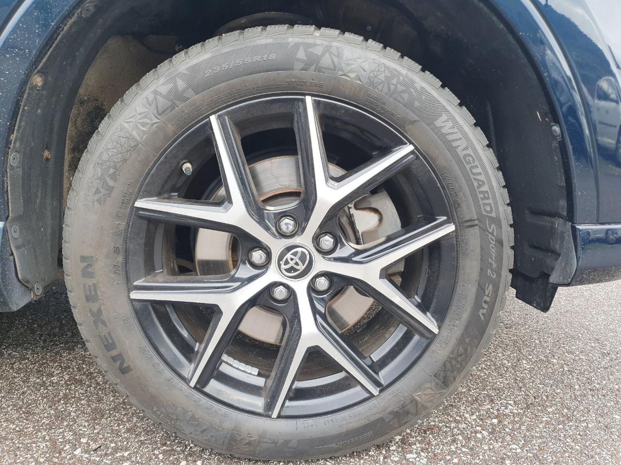 Toyota Rav4 2.5 vvt-i h lounge 4wd e-cvt my17