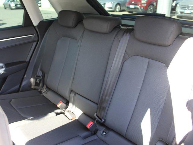AUDI Q3 35 TDI quattro S tronic S line edition