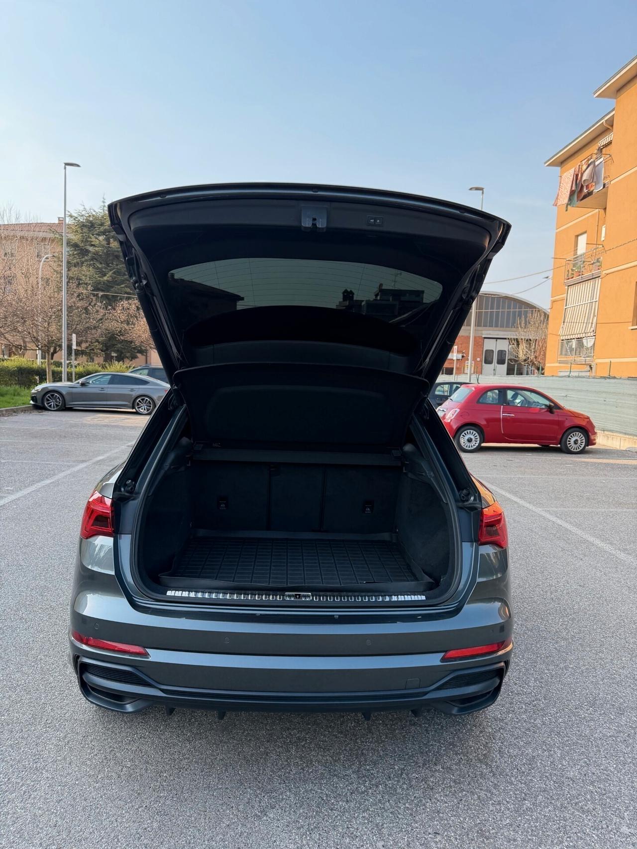 Audi Q3 40 2.0 tdi S-Line - TETTO - LUCI - FULL OPTIONAL -