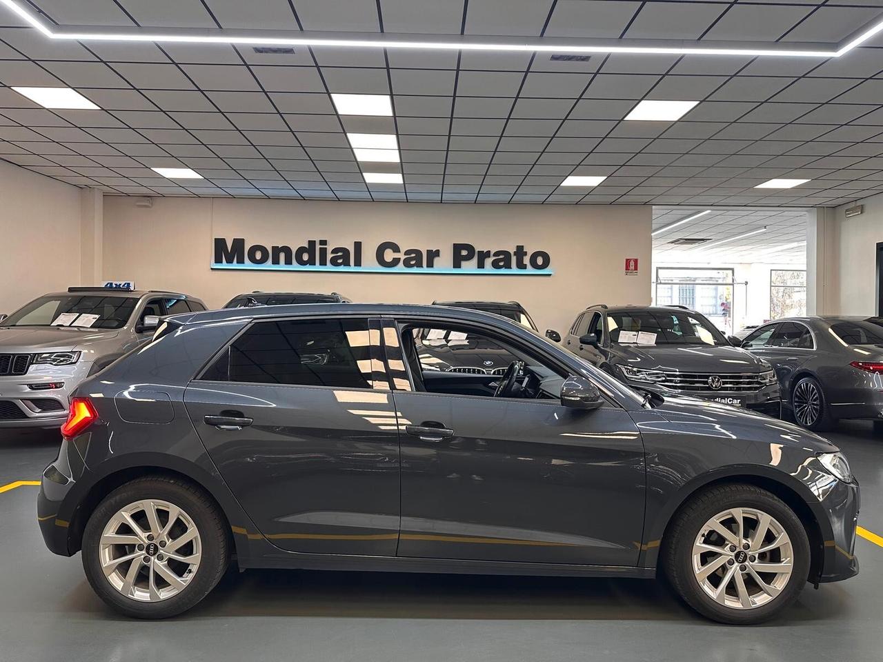 Audi A1 Sportback 25 1.0 tfsi Identity Black s-tronic * AUTOMATICA 49.000 KM *