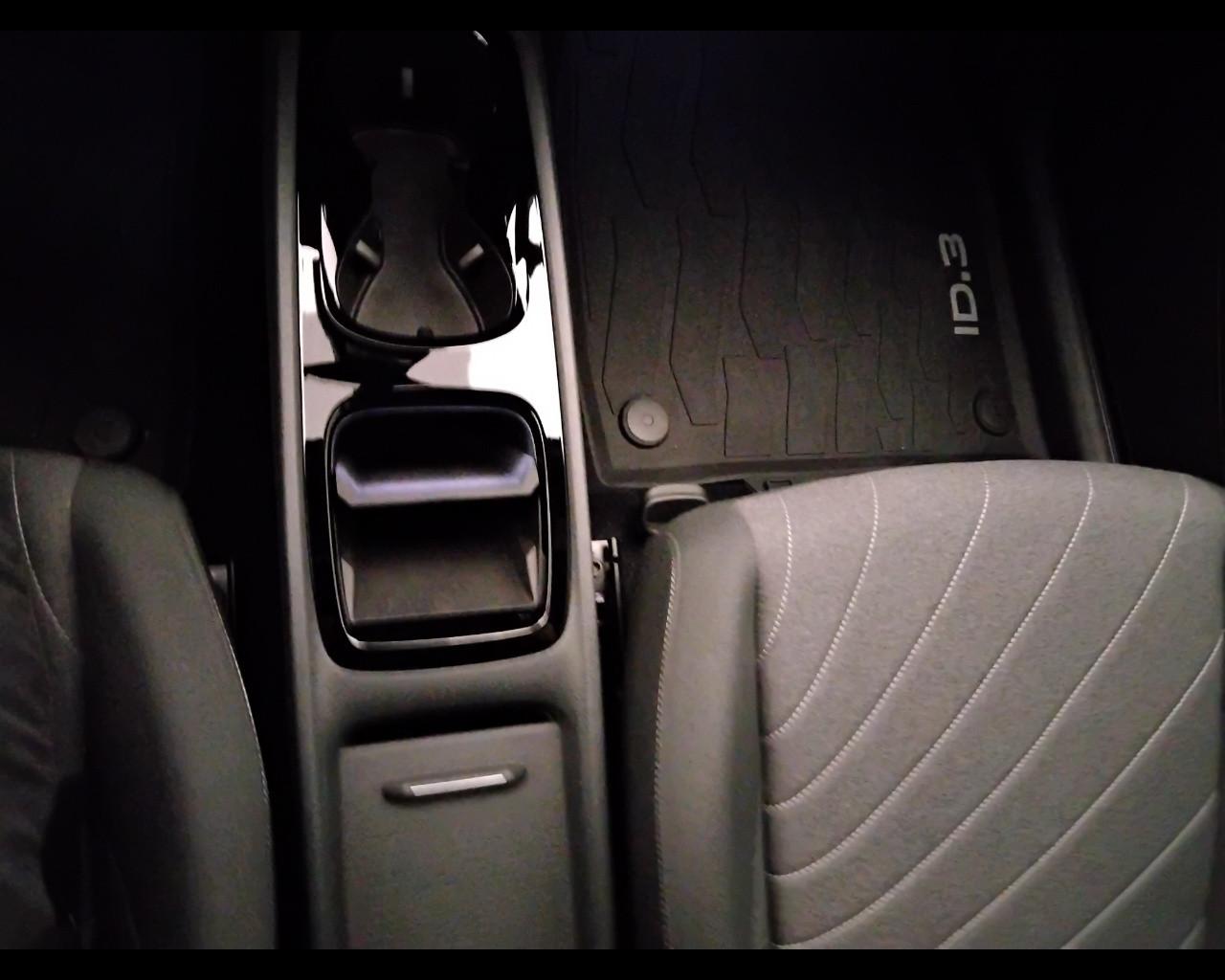 VOLKSWAGEN ID.3 2023 - ID.3 58 kWh Pro Performance 204cv