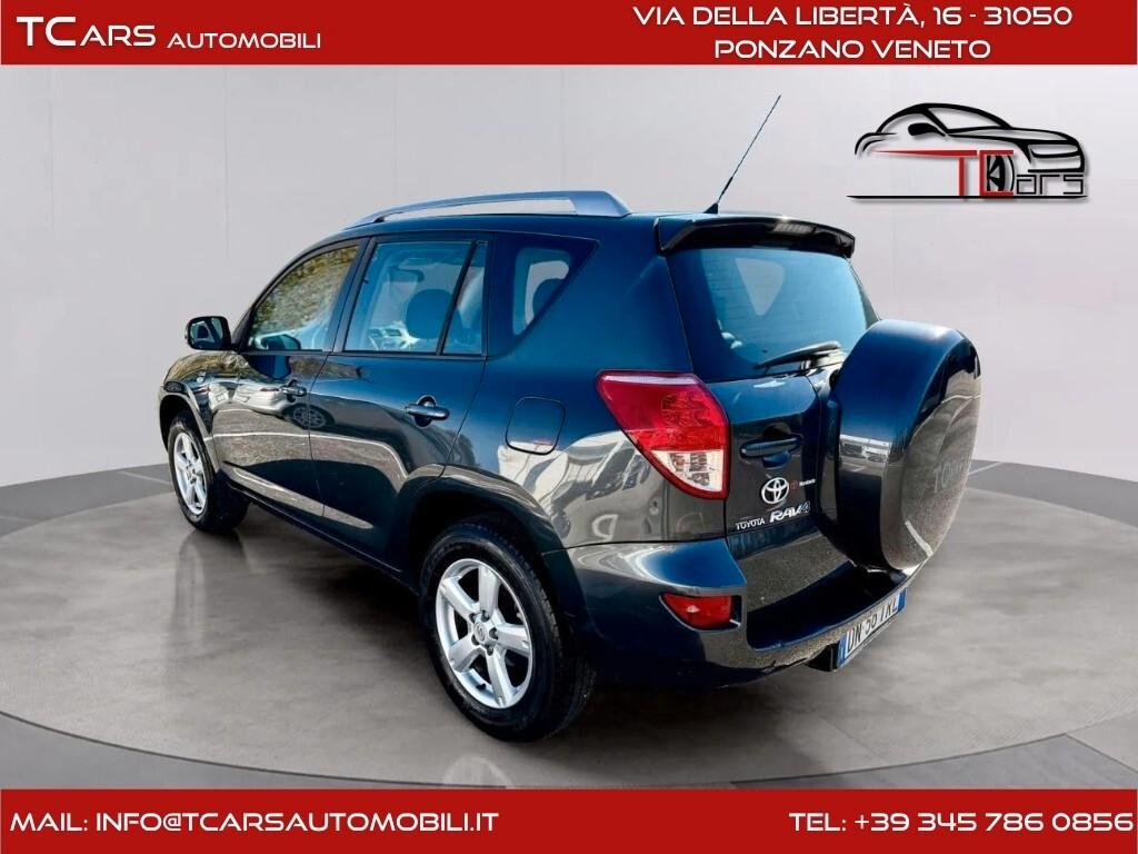 TOYOTA RAV4 2.2 PREZZO VALIDO FINO A SABATO