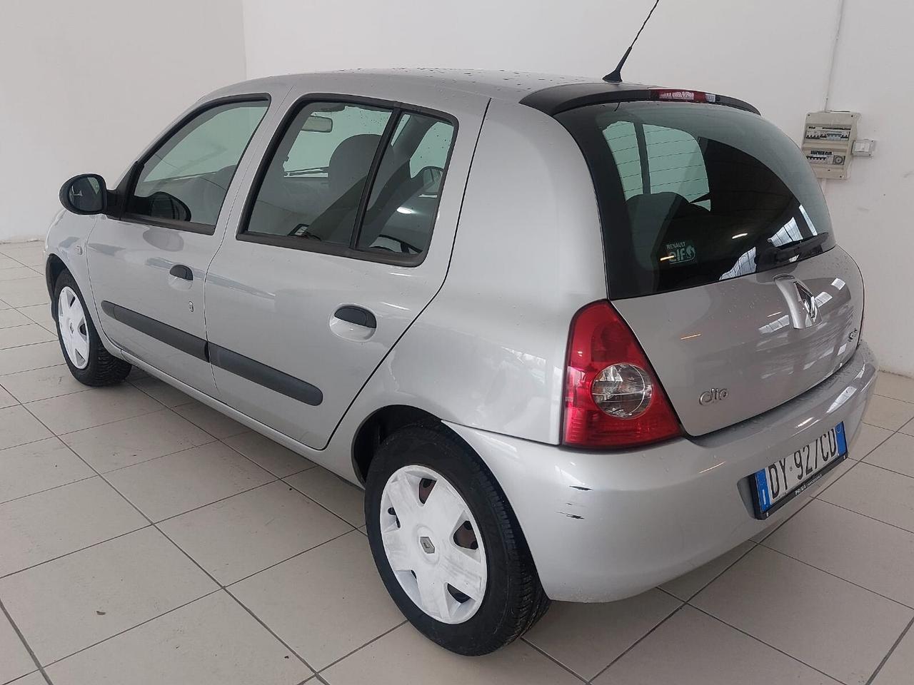 Renault Clio Storia 1.2 5 porte GPL Confort