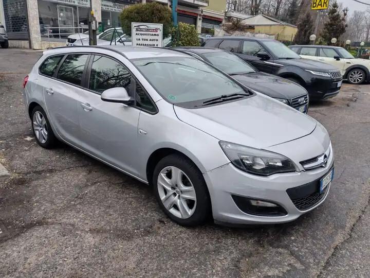 Opel Astra 1.4 Turbo 140CV 5 porte Cosmo