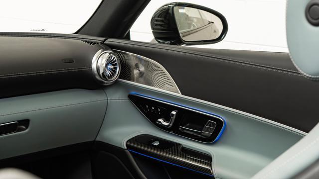 MERCEDES-BENZ SL 43 AMG Premium Plus IVA UNIPRO FULL OPT.