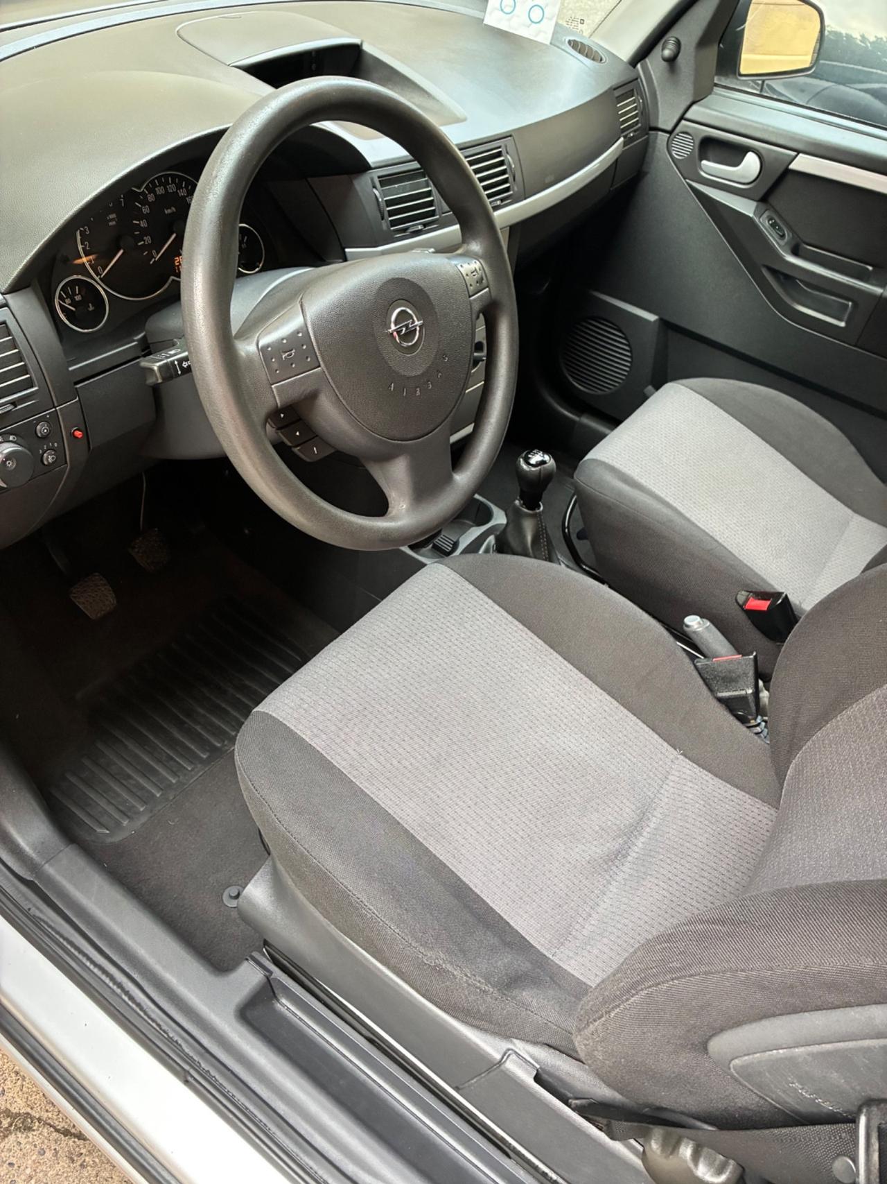 Opel Meriva benz. Euro 4- SOLI 112.000 Km