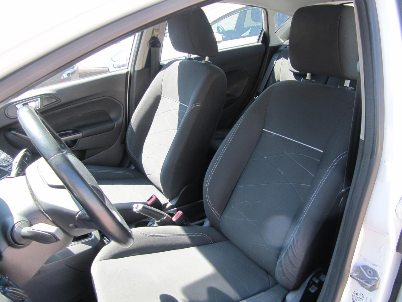 Ford Fiesta 1.5 TDCi 75CV 5 porte Black & White Edition