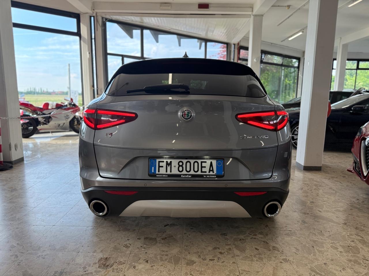 Alfa Romeo Stelvio 2.0 Turbo 280 CV AT8 Q4 First Edition 10/2017