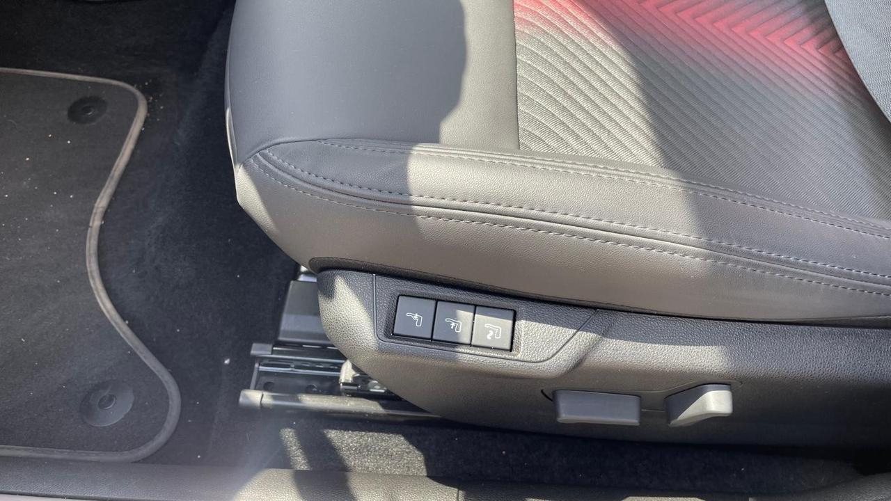 Alfa Romeo Junior 1.2 136 CV Hybrid eDCT6 Speciale