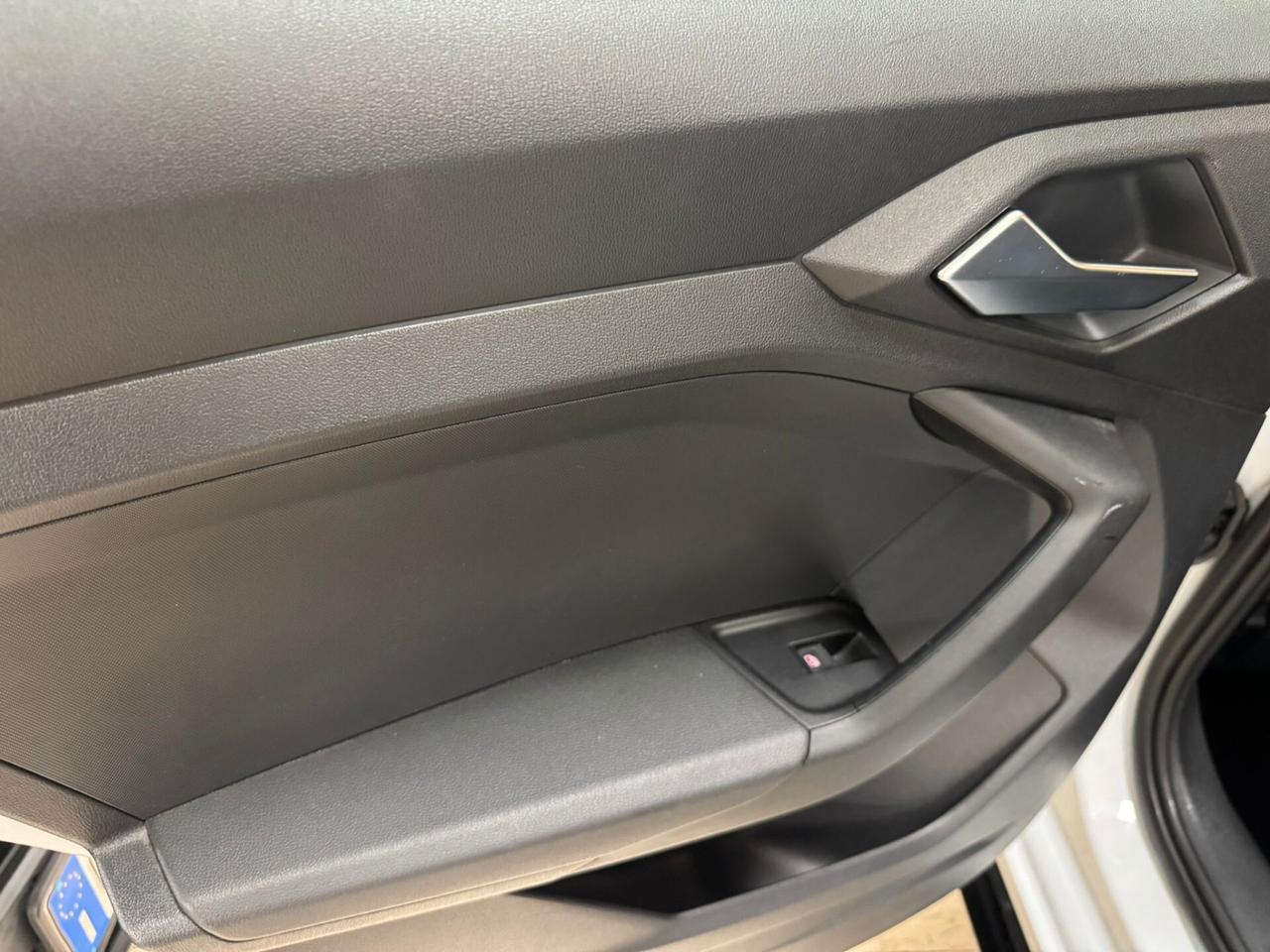 Audi A1 SPB 30 TFSI S tronic line edition