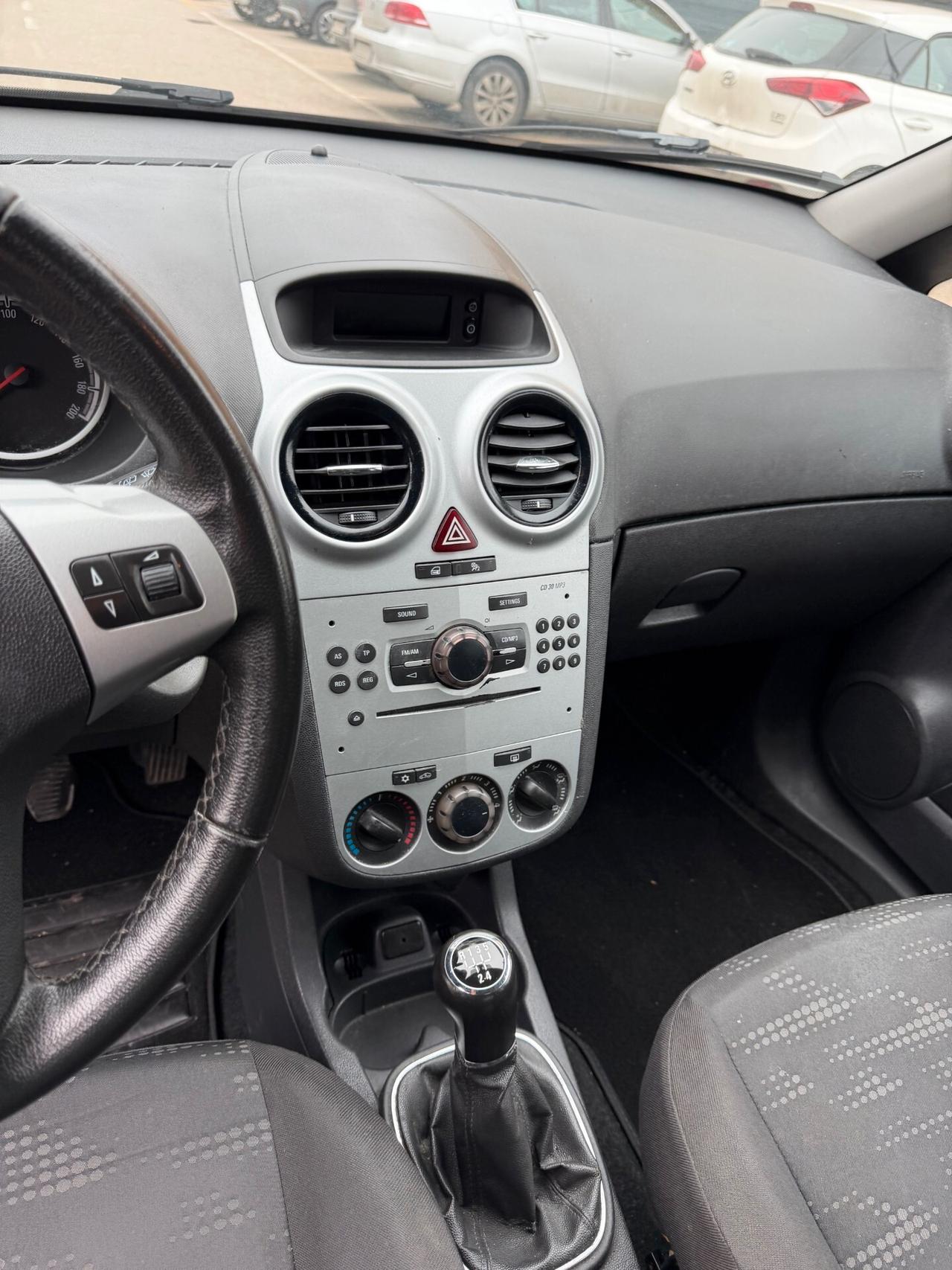 Opel Corsa 1.2 Gpl - NEOPATENTATI - 12 MESI DI GARANZIA -