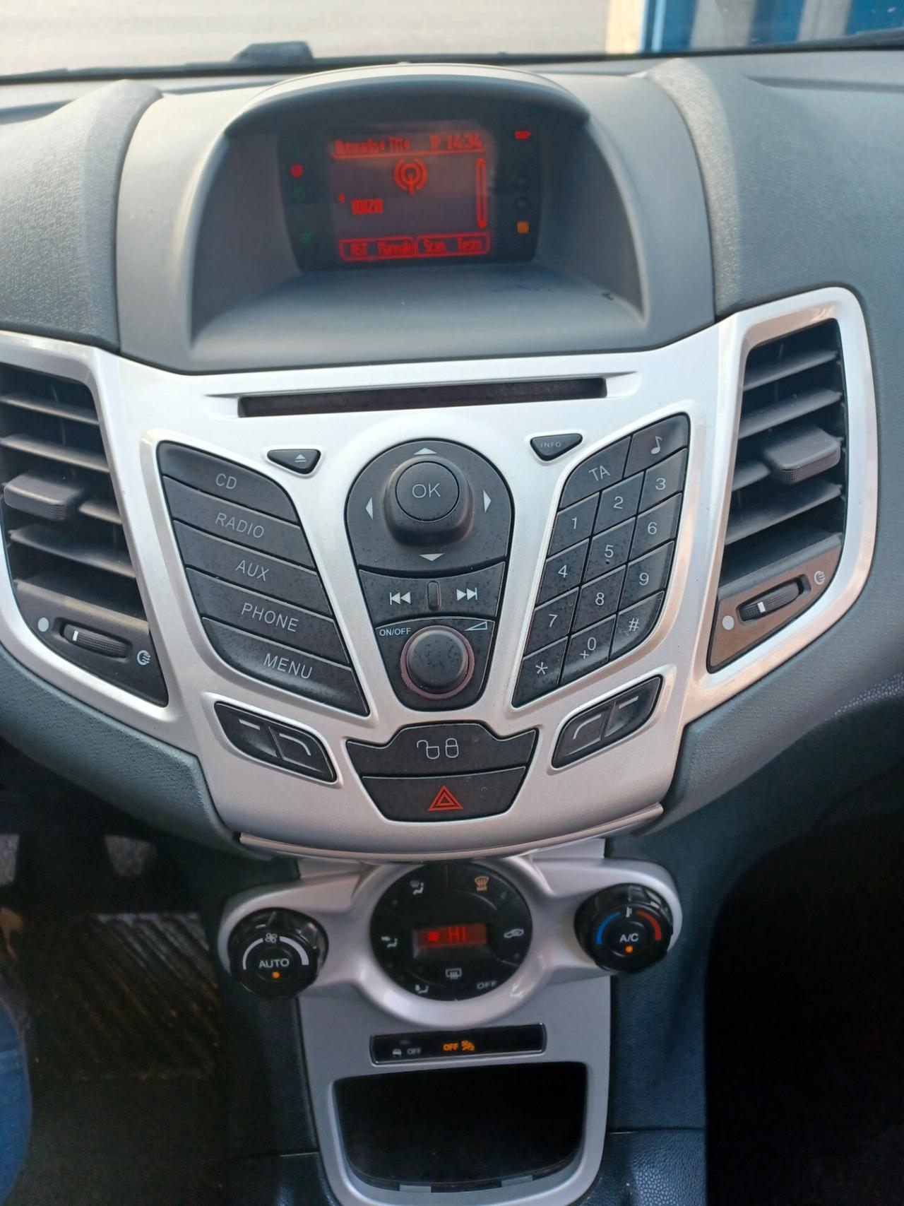 Ford Fiesta 1.4 TDCi 5p. Titanium 2010