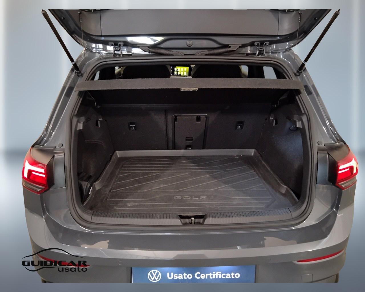VOLKSWAGEN Golf VIII 2020 - Golf 1.5 etsi evo R-Line 130cv dsg