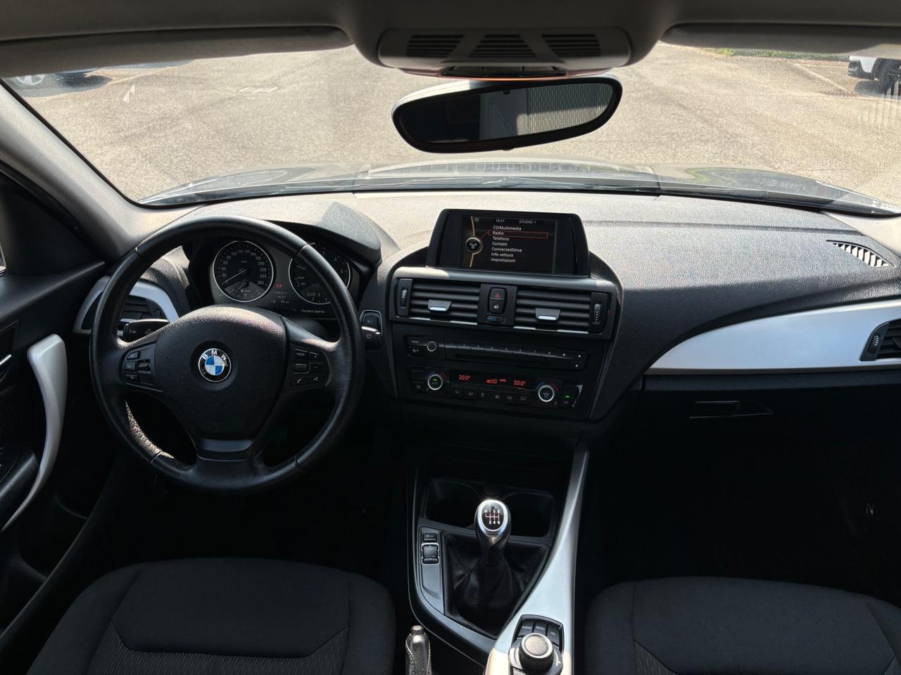 Bmw 114 114d 5p. Unique - 2013