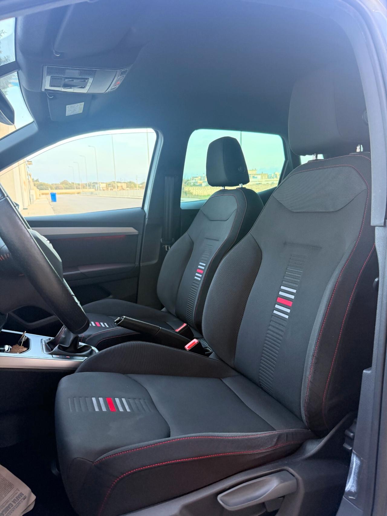 Seat Arona 1.0 TGI FR BENZINA/METANO DI SERIE, CON APPLE CARPLAY,ANDROID AUTO,TELECAMERA,NAVI,FULL LED