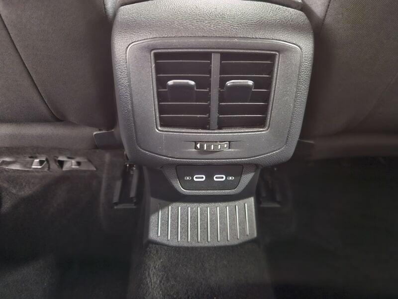 Volkswagen T-Roc 1.0 tsi Style 110cv