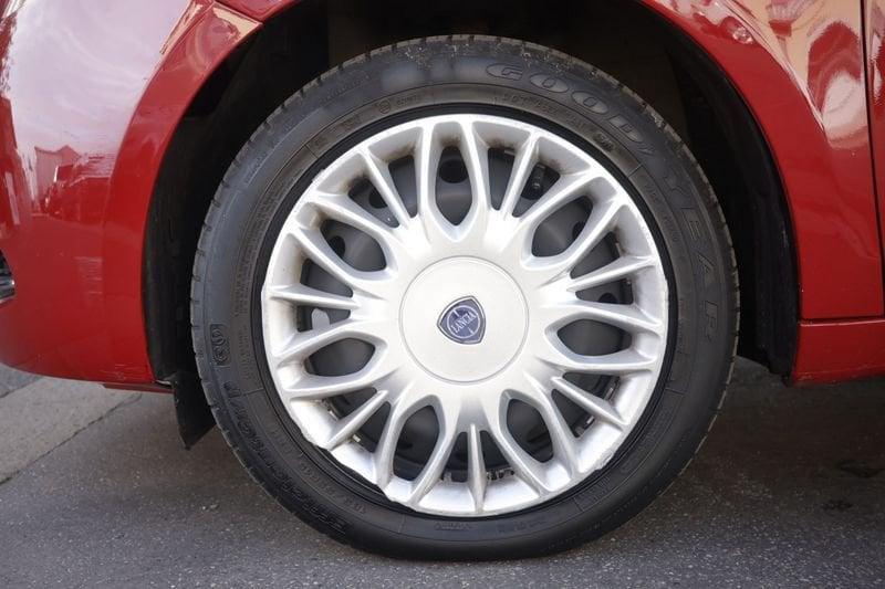 Lancia Ypsilon Lancia Ypsilon 1.2 69 CV 5 porte GPL Ecochic Gold Unicoproprietario