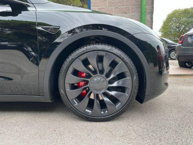 TESLA Model Y PERFORMANCE DUAL MOTOR AWD 4X4 CERCHI DA 21!
