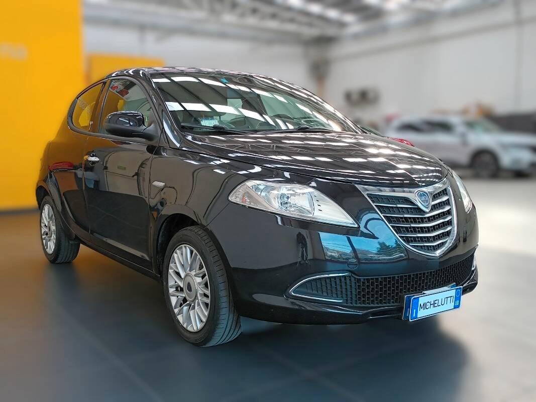 Lancia Ypsilon 1.3 mjt Gold 95cv