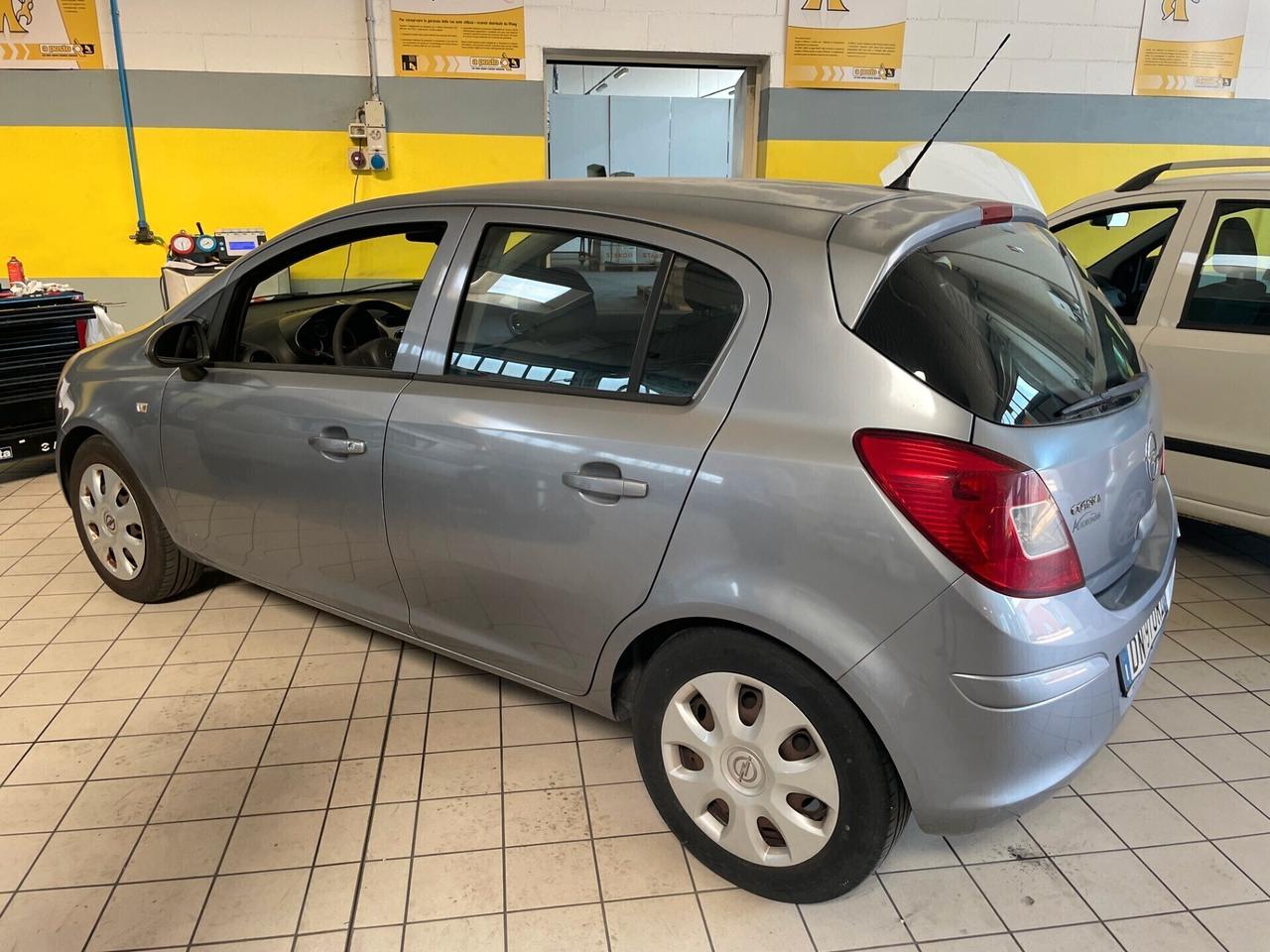 Opel Corsa 1.0 12V 5 porte Club