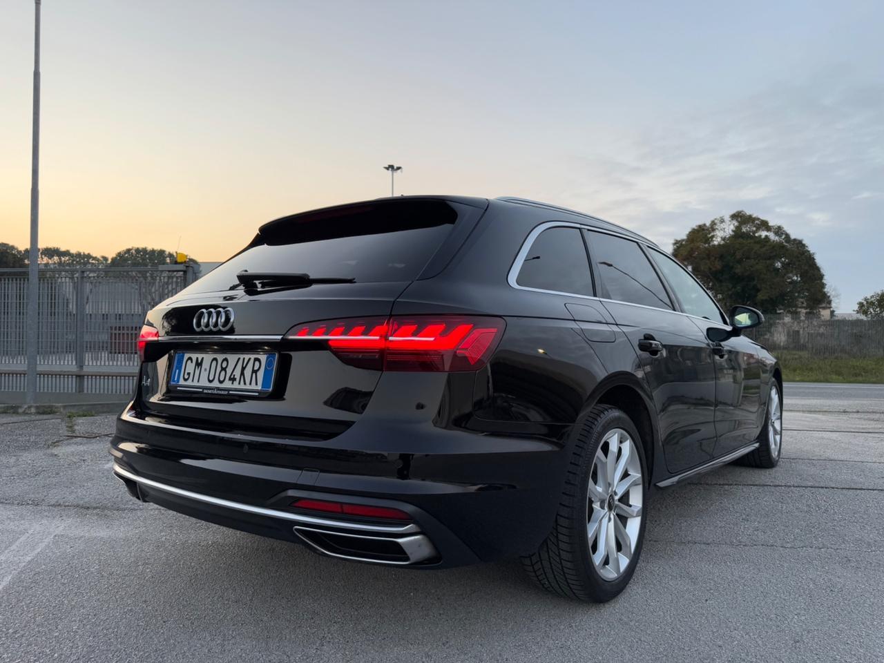 AUDI A4 2.0 Advanced S-Tronic - Virtual Matrix 18