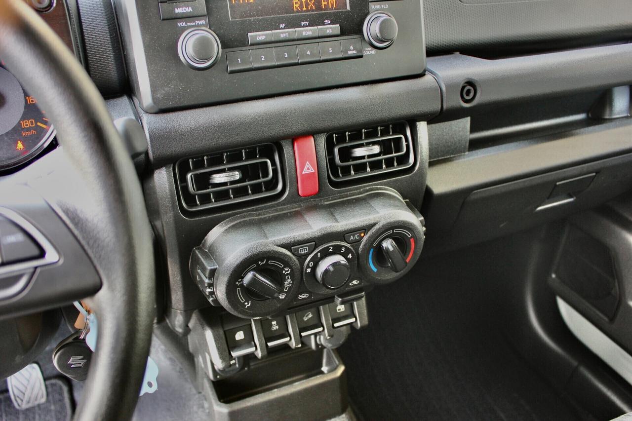 Suzuki Jimny 1.5 PRO N1 BI-COLOR SCALETTA POST.