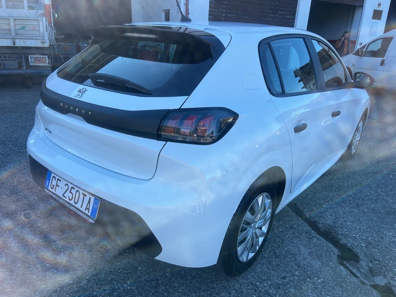 Peugeot 208 BlueHDi 100 Stop&Start 5 porte Active Pack