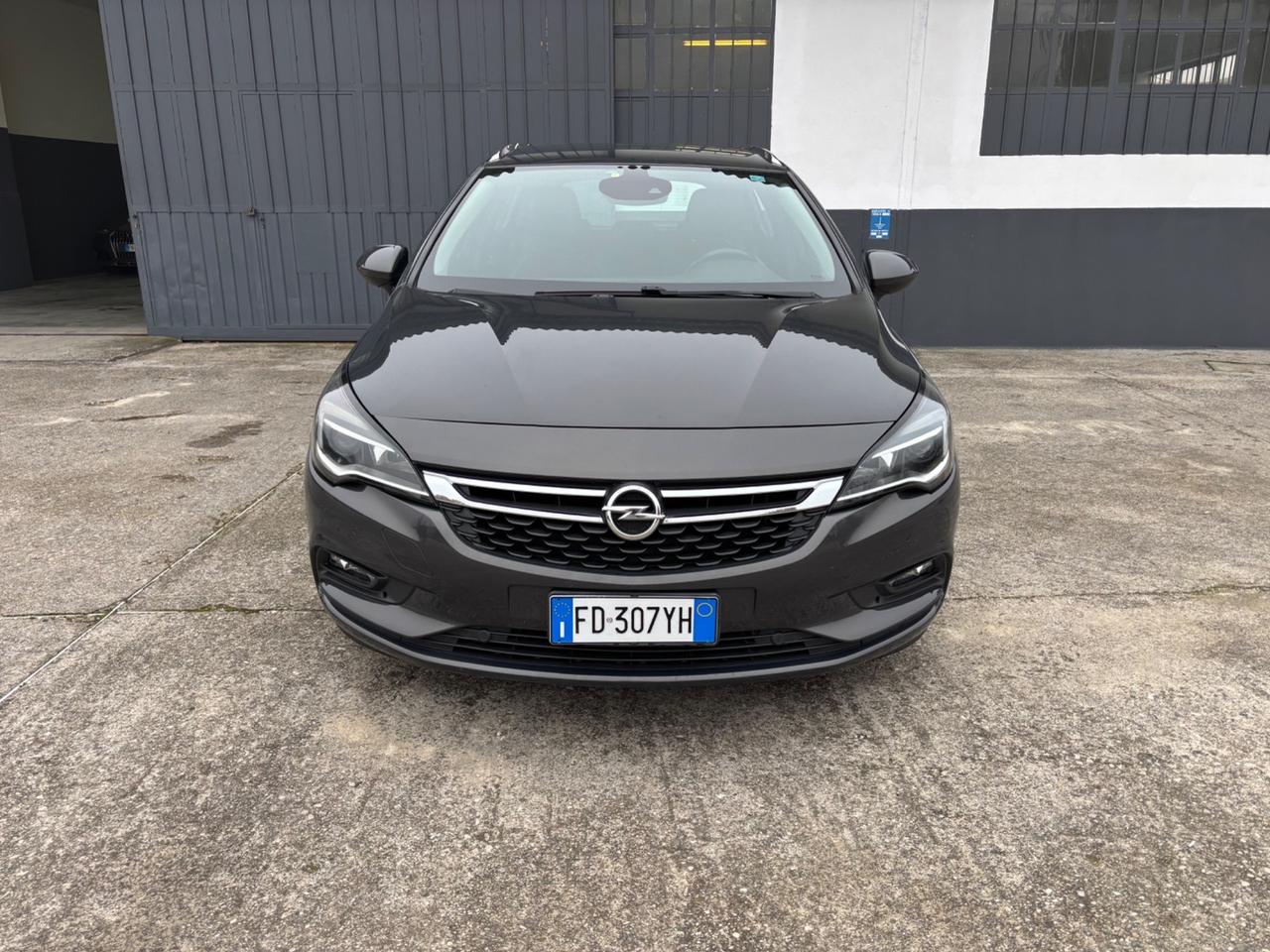 Opel Astra 1.6 CDTi. EURO6-B Garanzia 12 mesi