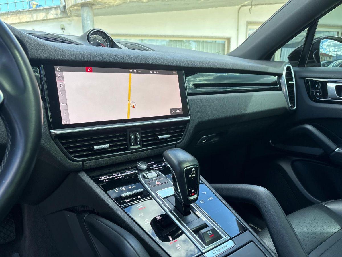 PORSCHE - Cayenne - 3.0 V6
