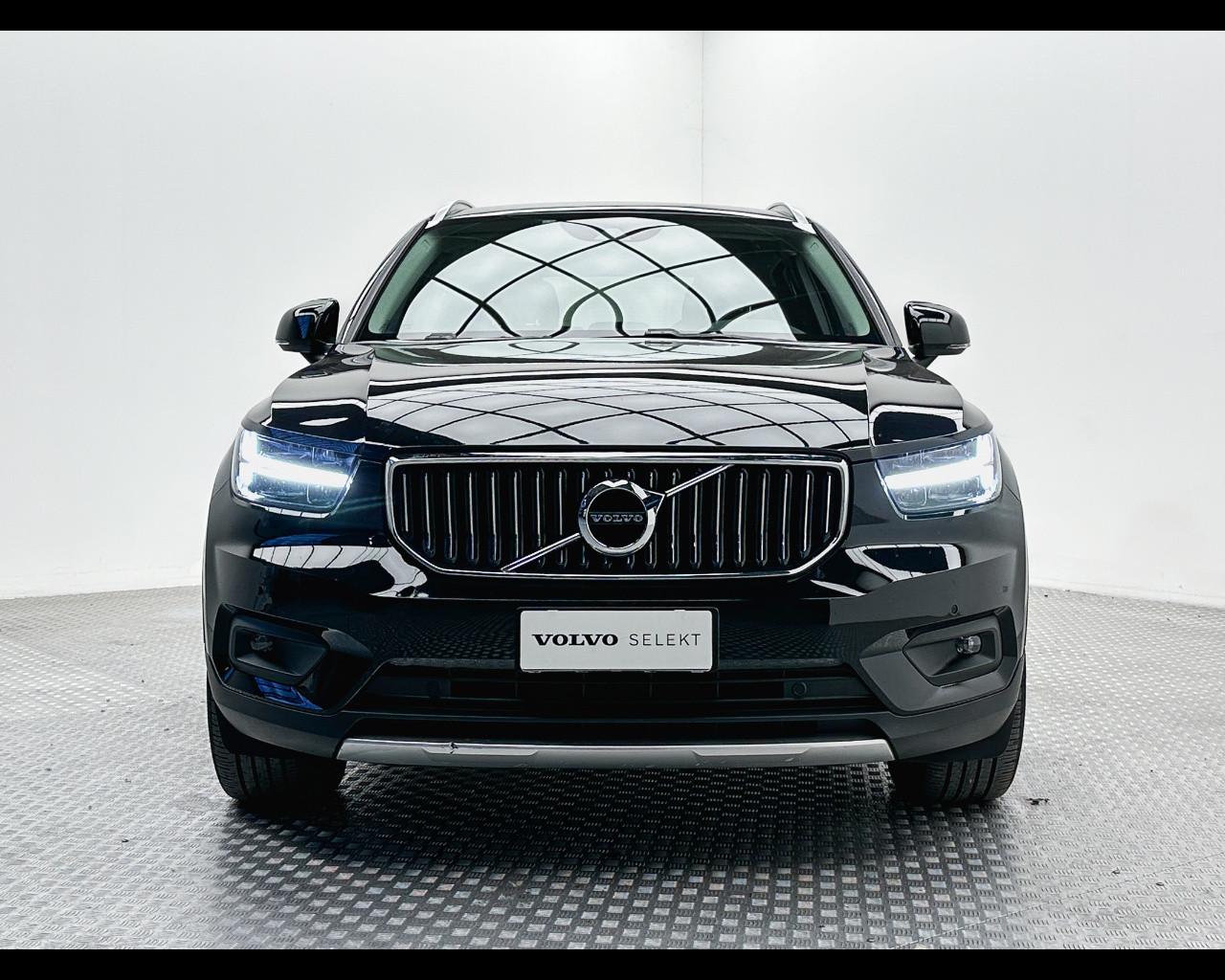 VOLVO XC40 (2017-->) - XC40 T5 Recharge Plug-in Hybrid Inscription Expression