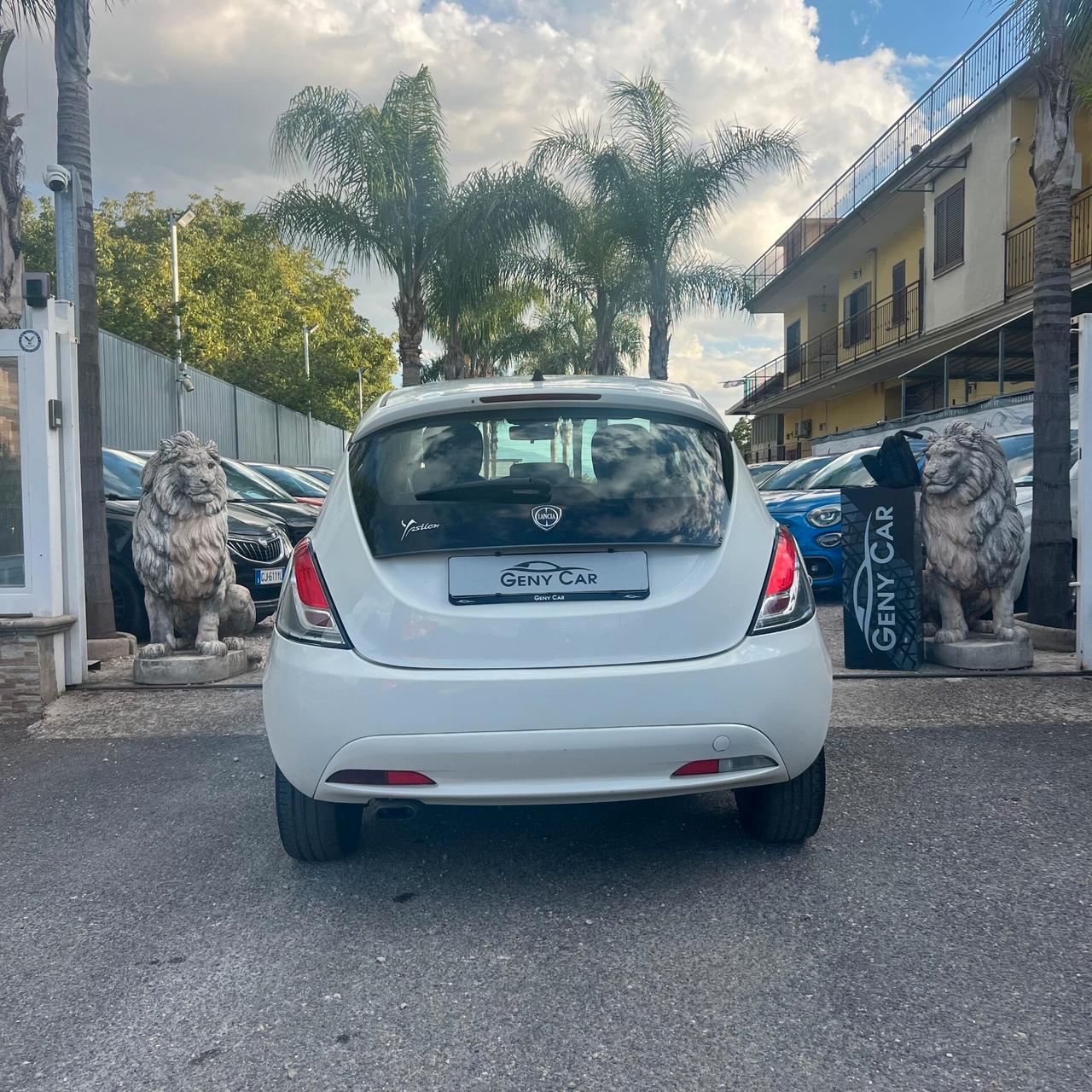 Lancia Ypsilon 1.2 69 CV 5 porte GPL Ecochic Gold