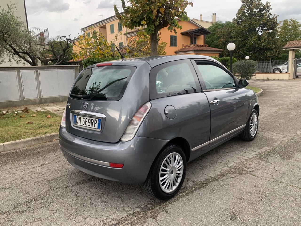 Lancia Ypsilon 1.2 modamilano restailing