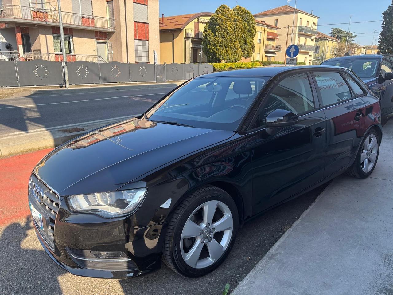 Audi A3 SPB 1.6 TDI clean diesel Ambition