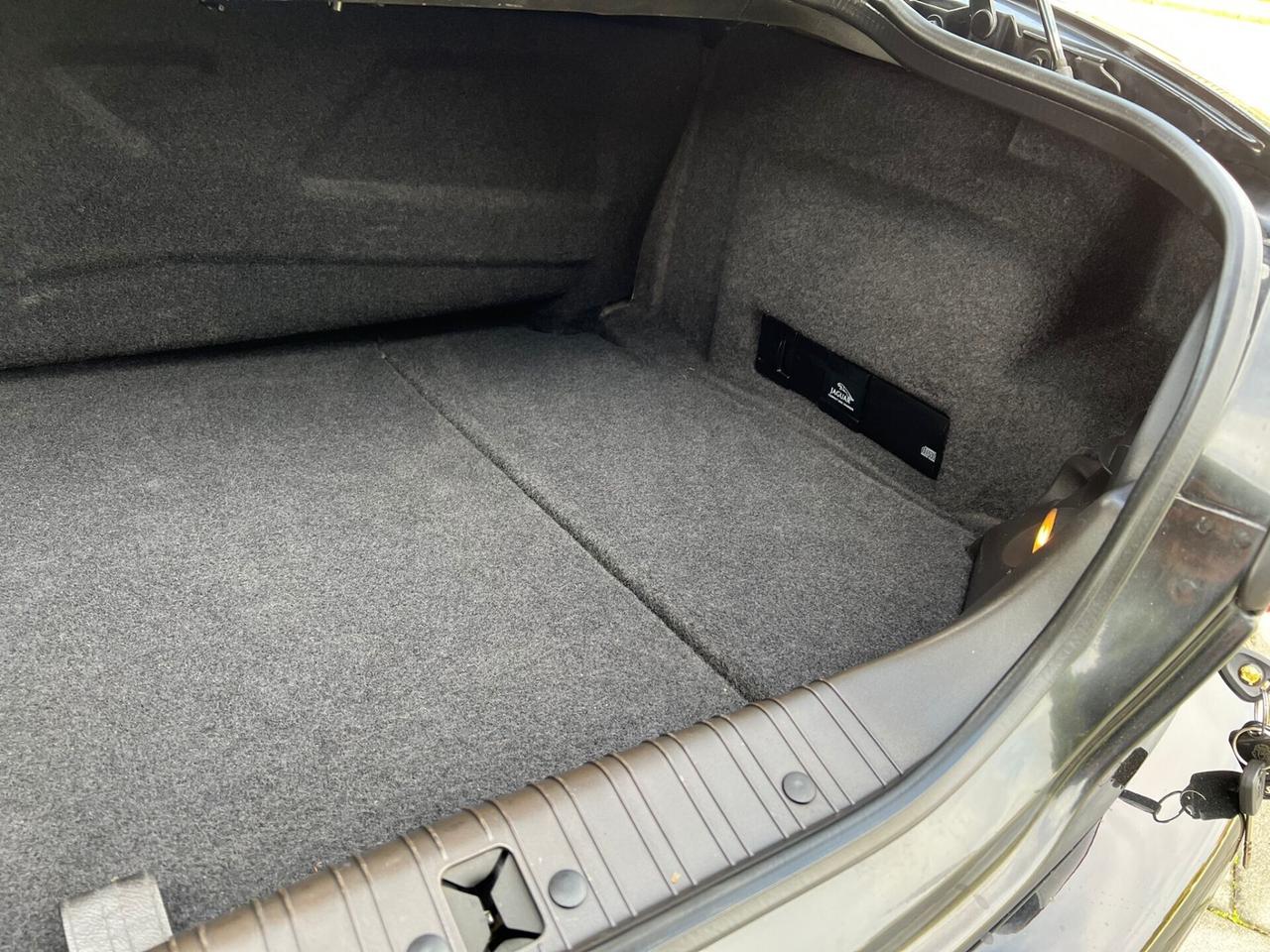 Jaguar XK XK8 4.0 Coupé V8